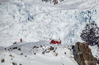 Almer Hut Daytime